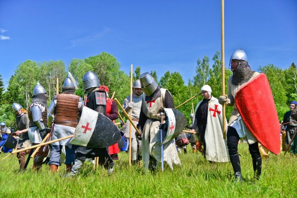 все по домам