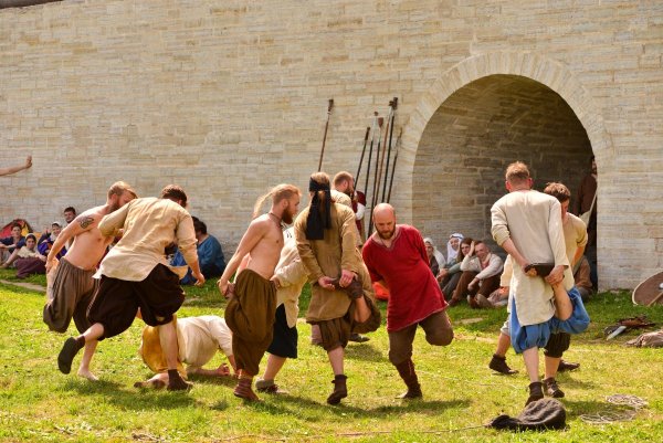 забава пятая - "петушки"