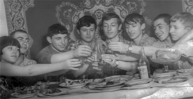 Это было недавно....это было вчера....